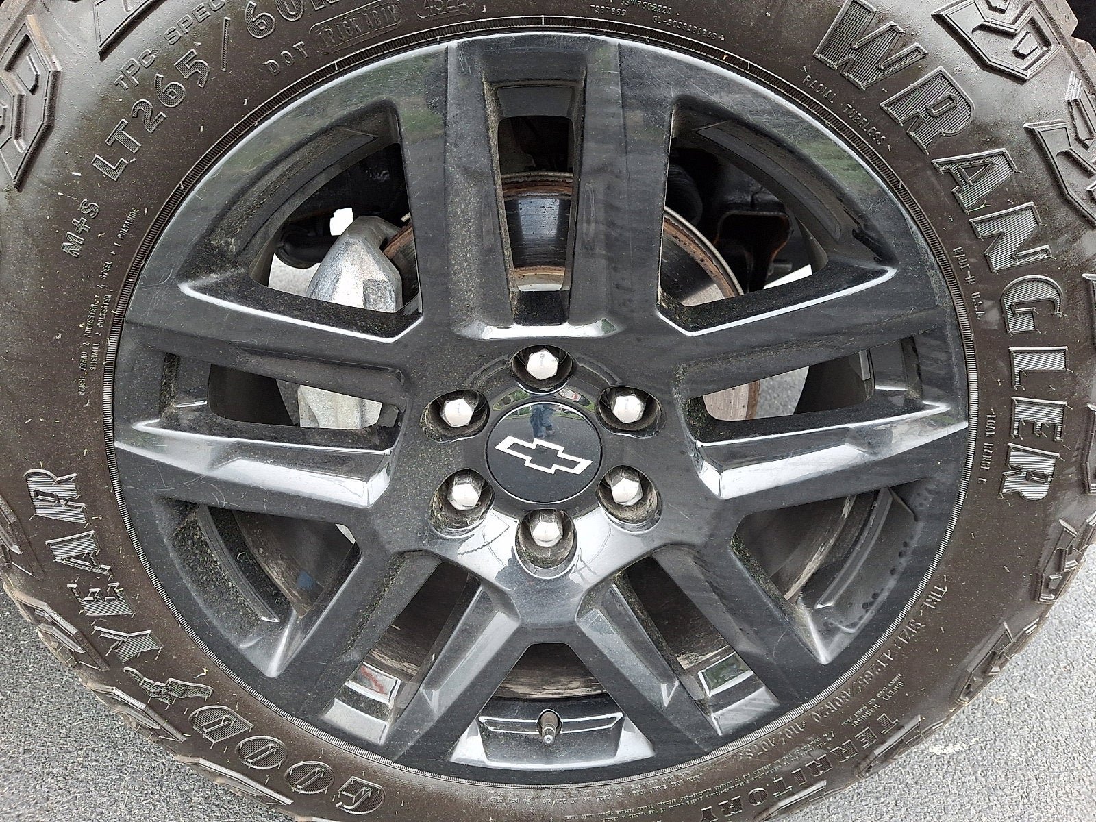 Used 2023 Chevrolet Silverado 1500 LT Trail Boss w/ LPO, Dark Essentials Package AWD/4WD image 8