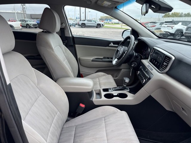 Used 2020 Kia Sportage LX image 18