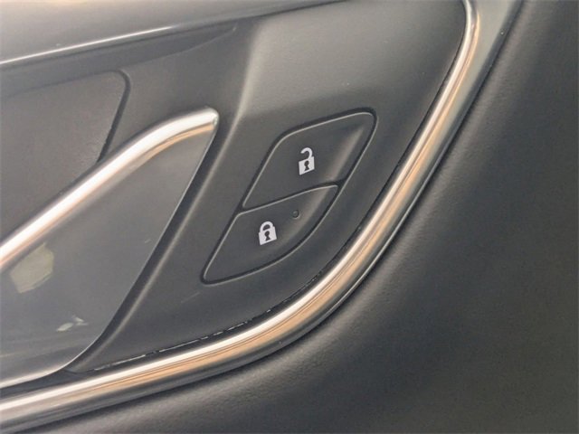 Used 2021 Chevrolet Suburban LS image 11