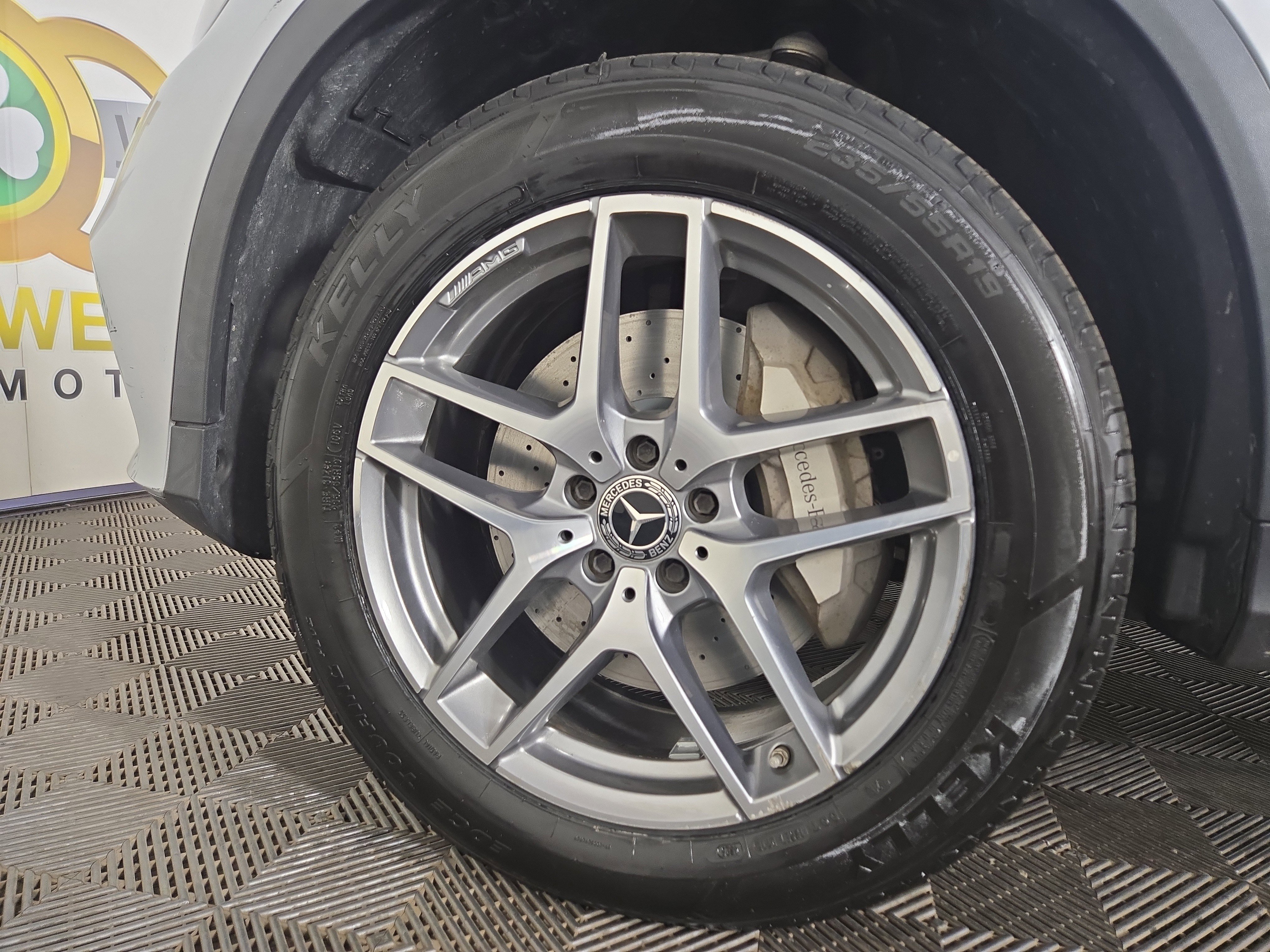 Used 2017 Mercedes-Benz GLC 300 4MATIC image 31