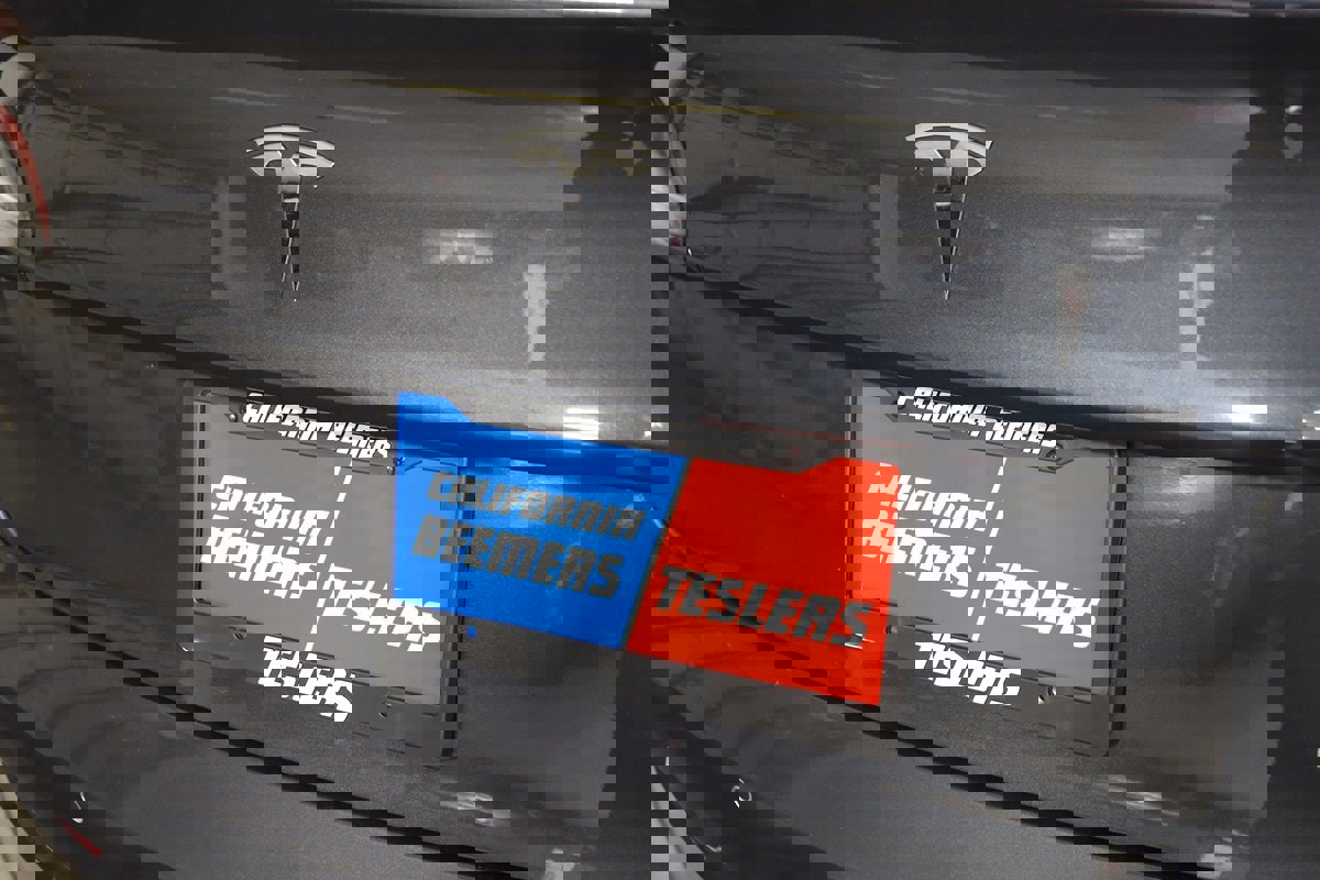 Used 2023 Tesla Model 3 Standard Range image 15