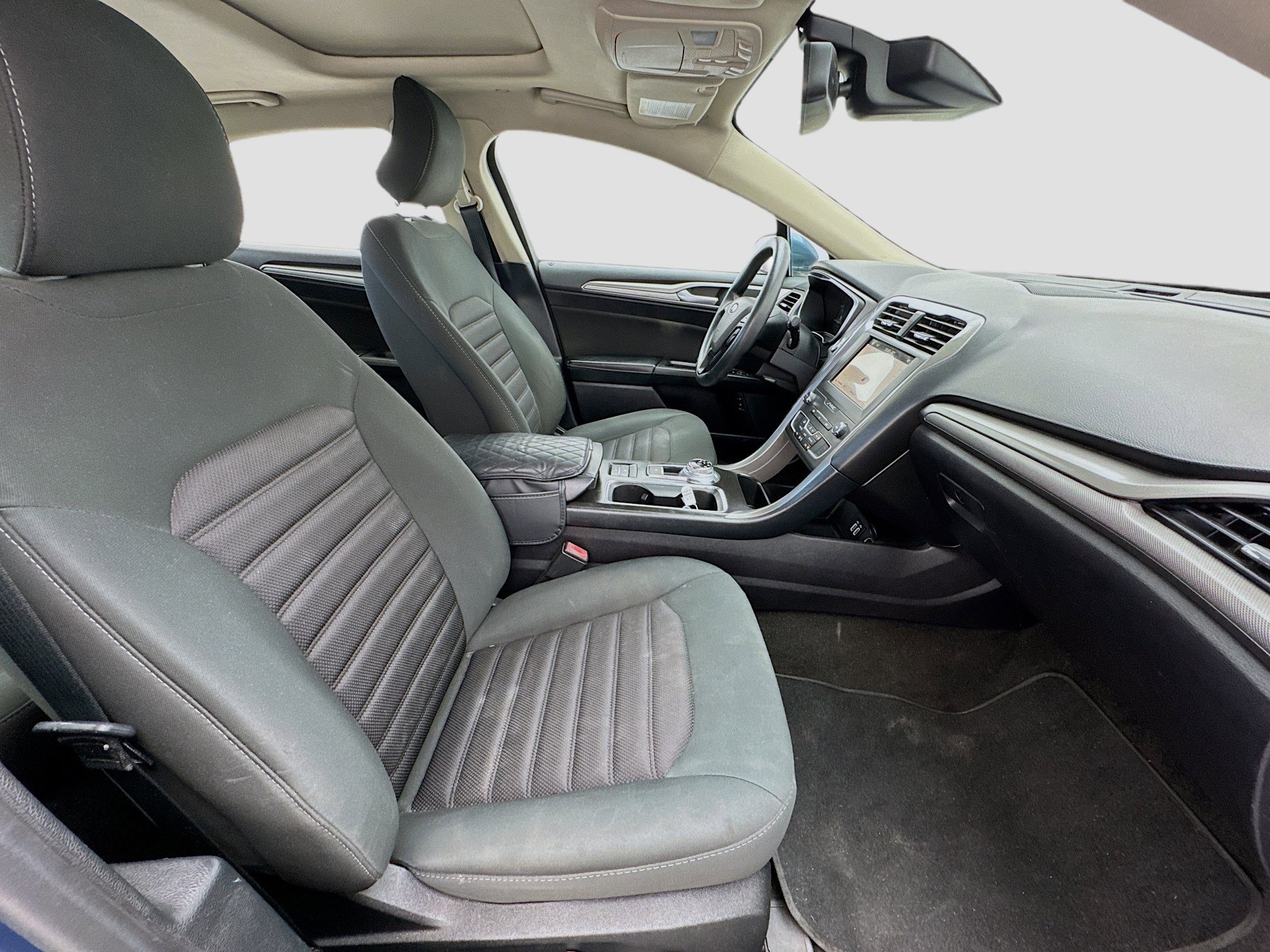 Used 2019 Ford Fusion SE image 20