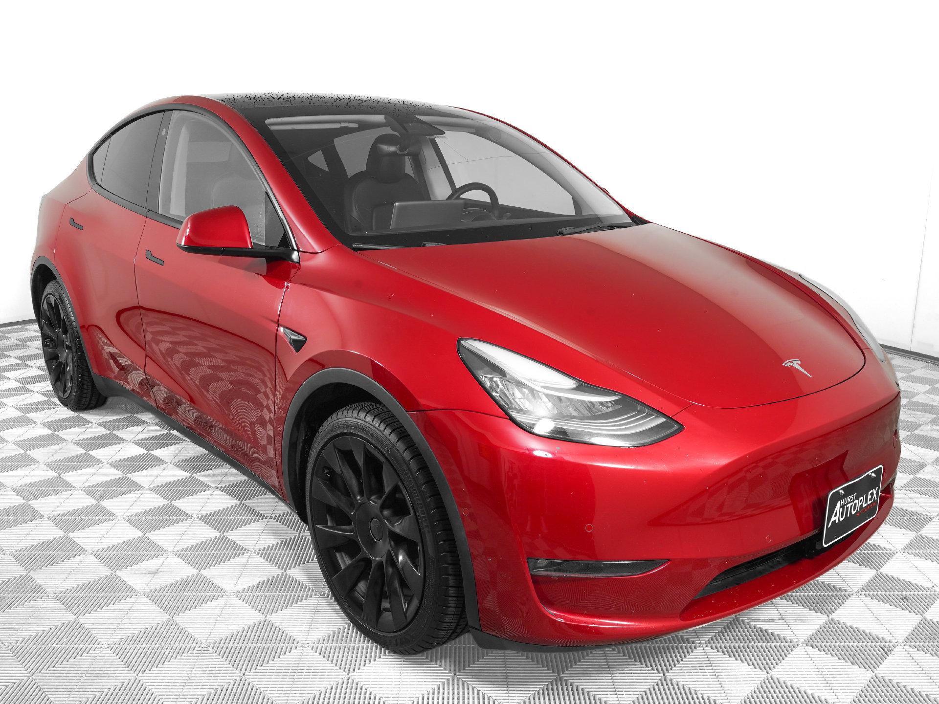 Used 2022 Tesla Model Y Long Range AWD/4WD image 3