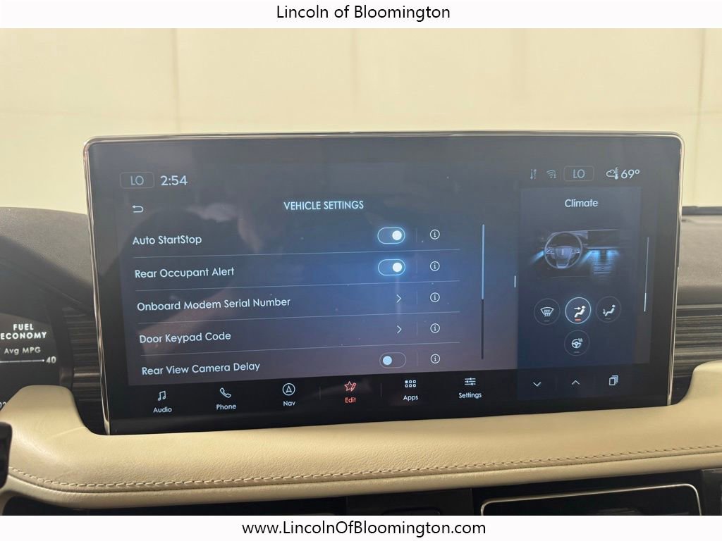 Used 2022 Lincoln Nautilus Black Label w/ Class II Trailer Tow Package AWD/4WD image 51