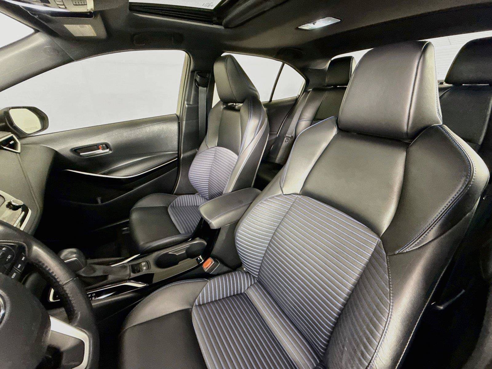 Certified 2022 Toyota Corolla XSE FWD image 3