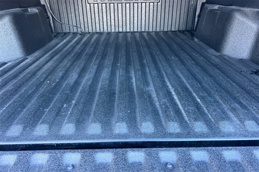 Used 2024 Toyota Tacoma TRD Off-Road image 18