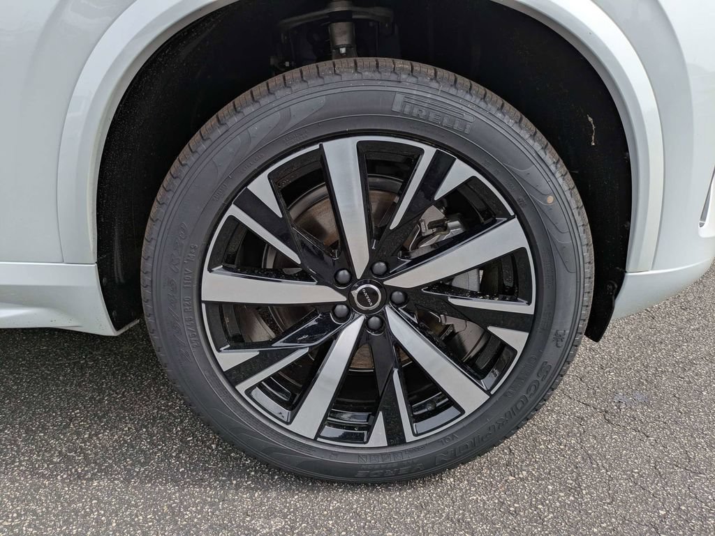 New 2026 Volvo XC90 B6 Ultra w/ Protection Package AWD/4WD image 11