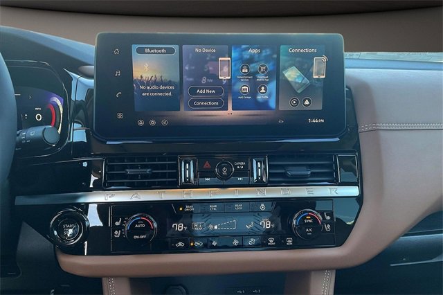 New 2026 Nissan Pathfinder Platinum image 6