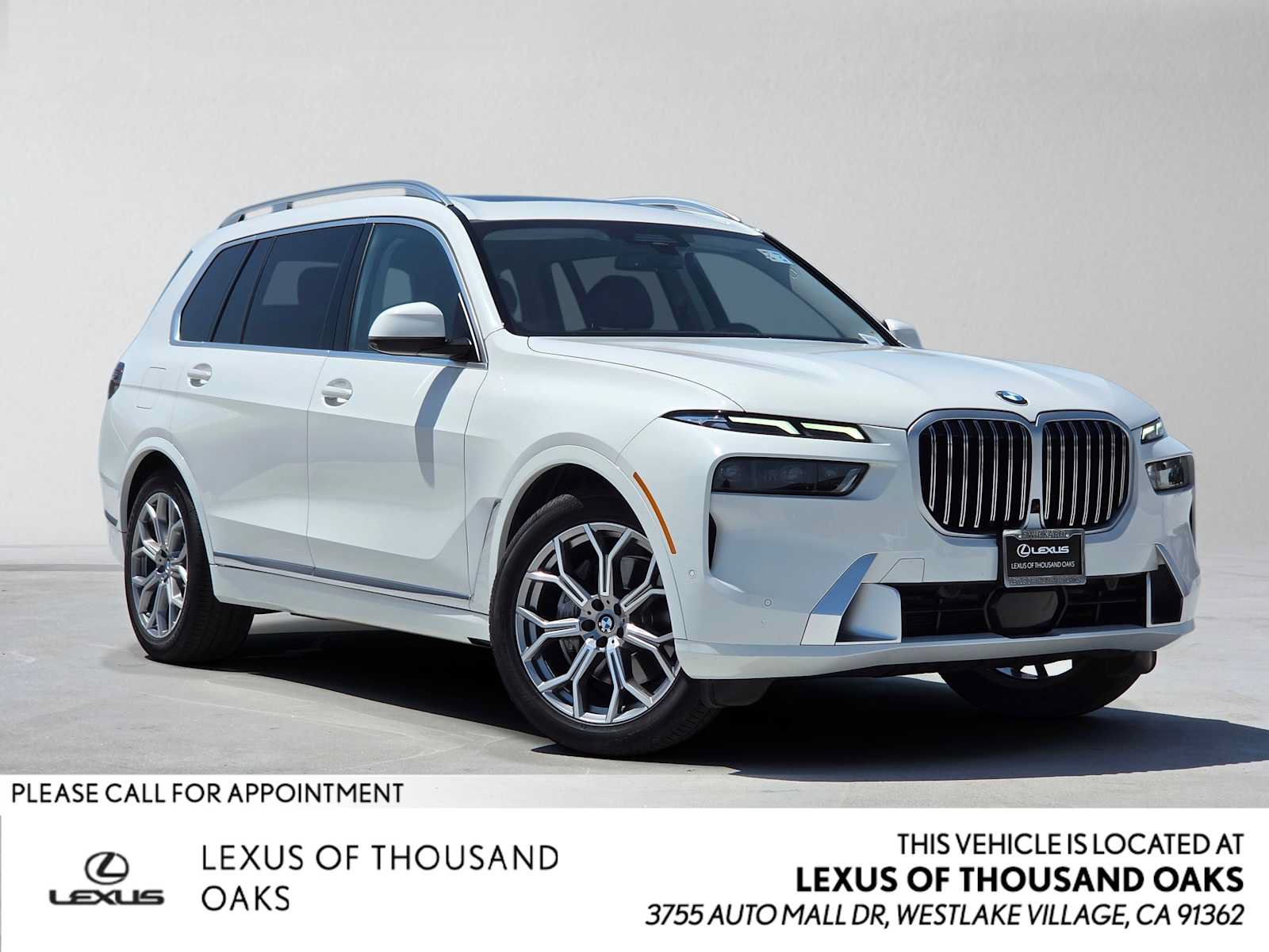 Used 2023 BMW X7 xDrive40i w/ Premium Package AWD/4WD image 1