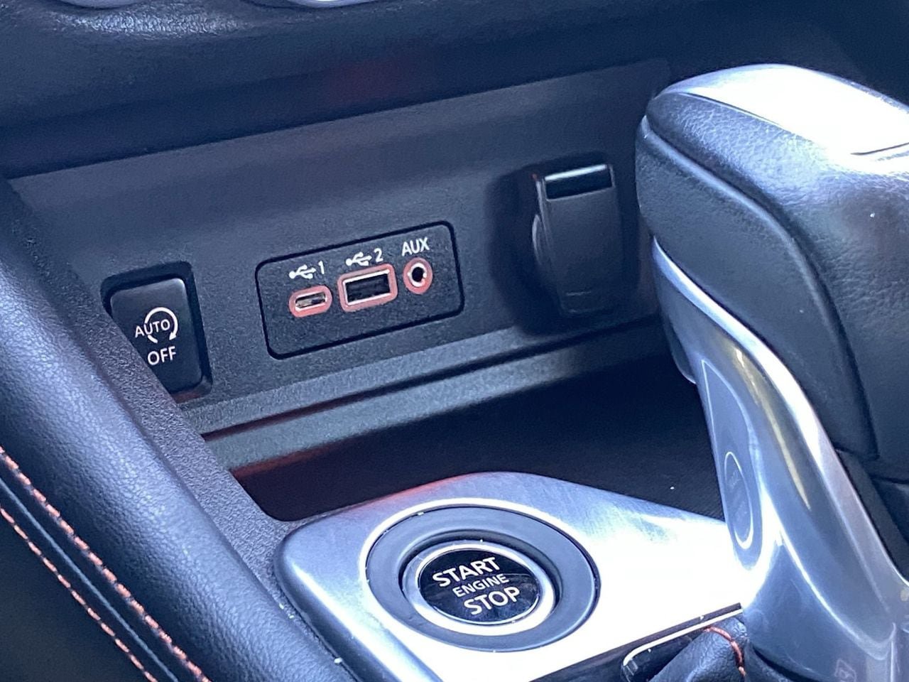 Certified 2025 Nissan Sentra SR w/ SR Premium Package FWD image 21