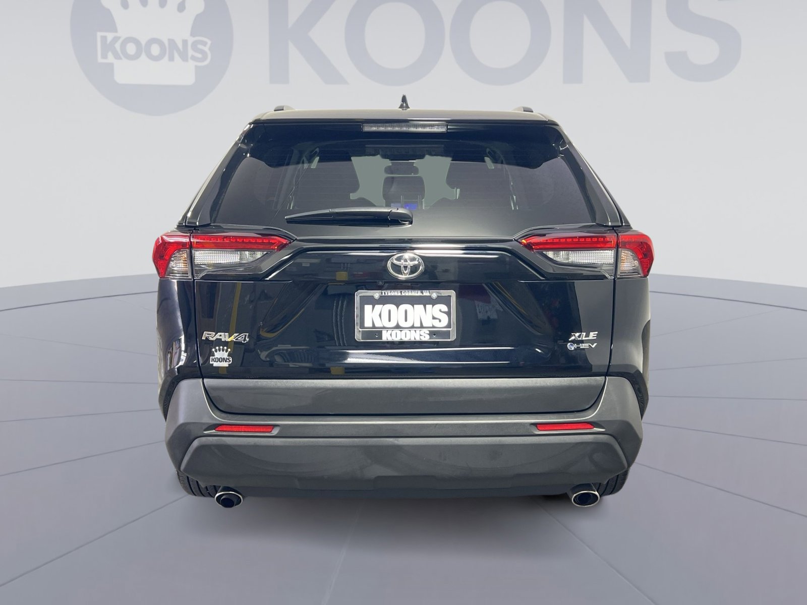 Used 2025 Toyota RAV4 XLE image 5