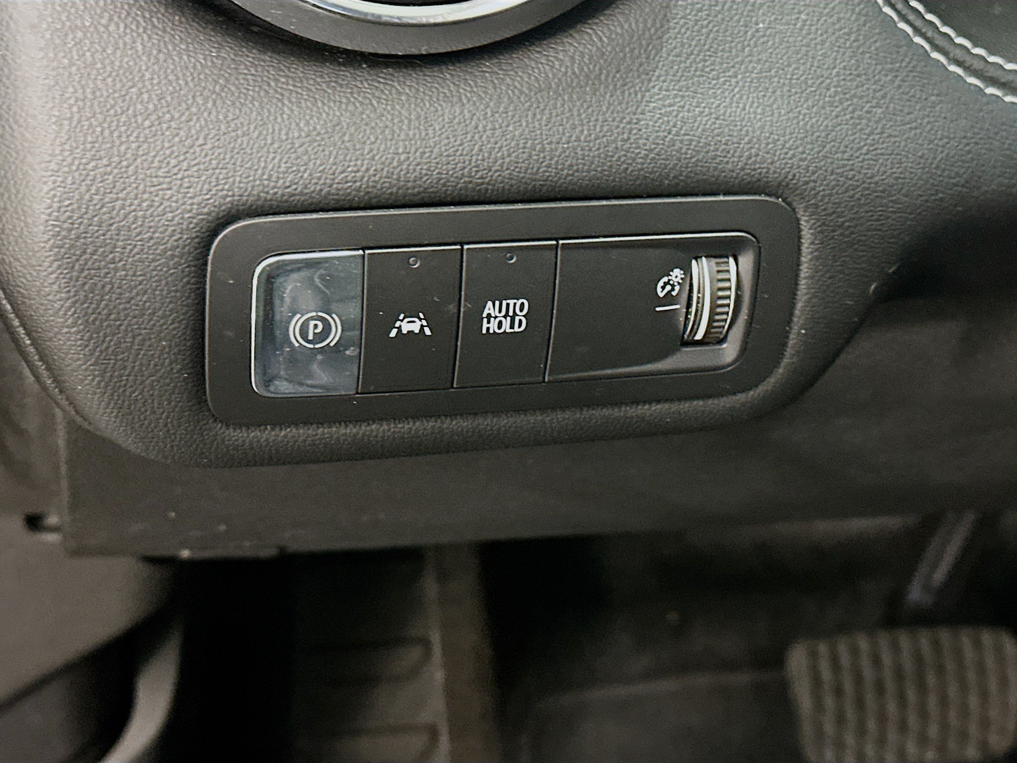 Used 2024 Chevrolet Blazer EV LT AWD/4WD image 17