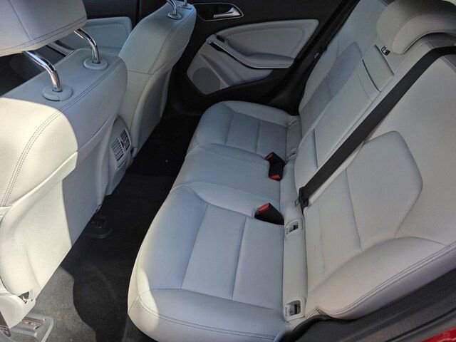 Used 2020 Mercedes-Benz GLA 250 image 15