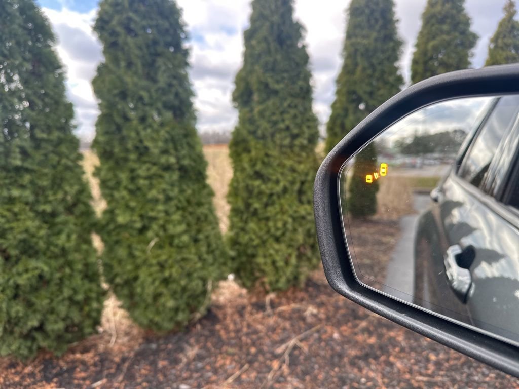 Used 2022 Ford Explorer ST w/ Equipment Group 401A image 15