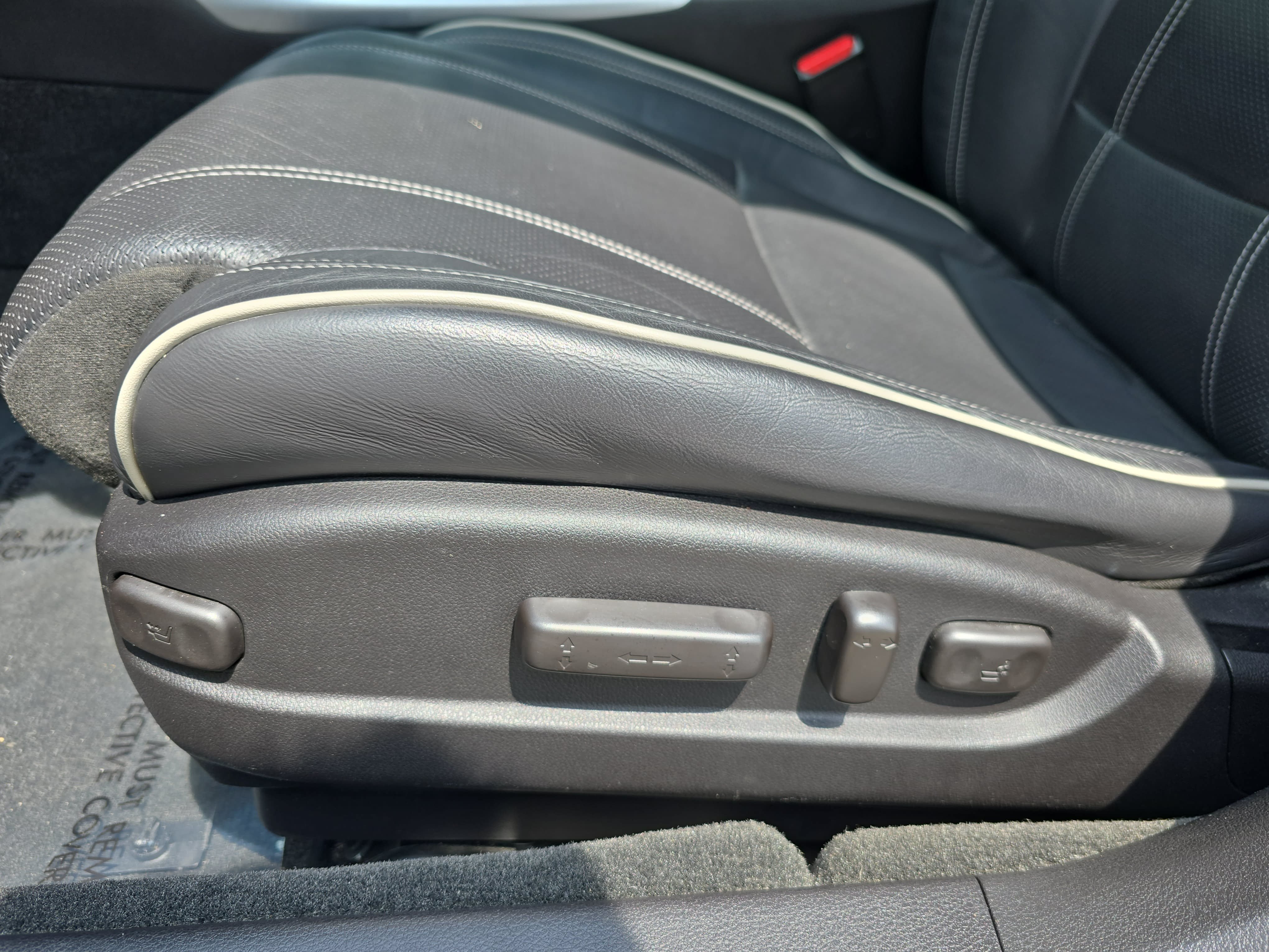 Used 2018 Acura TLX w/ Technology Package FWD image 30
