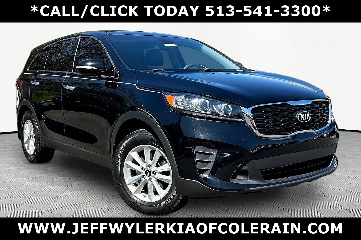 Used 2020 Kia Sorento LX image 3