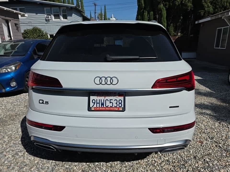 Used 2023 Audi Q5 2.0T Premium Plus w/ Premium Plus Package AWD/4WD image 3
