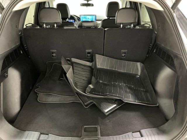 Used 2024 Ford Escape SE FWD image 16