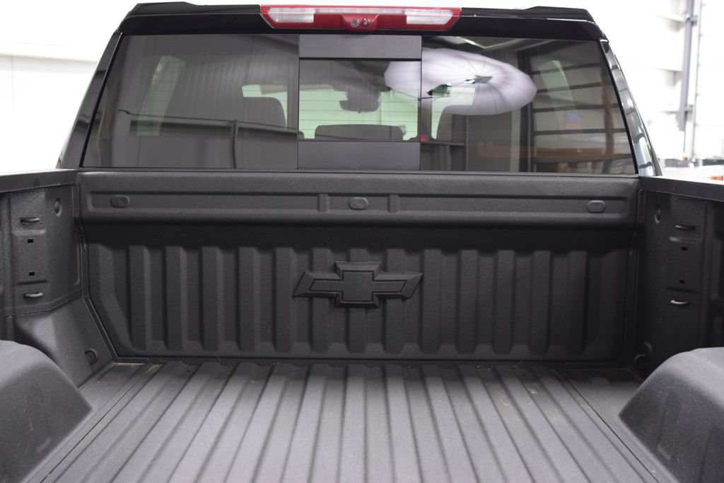 Used 2025 Chevrolet Silverado 1500 High Country w/ High Country Premium Package AWD/4WD image 24