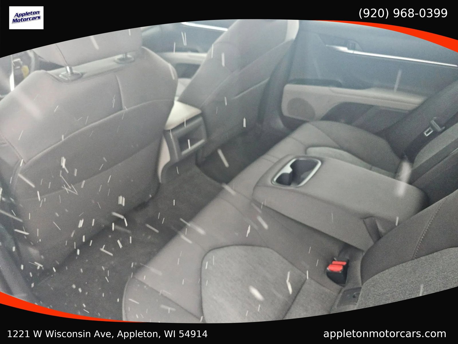 Used 2018 Toyota Camry LE image 30