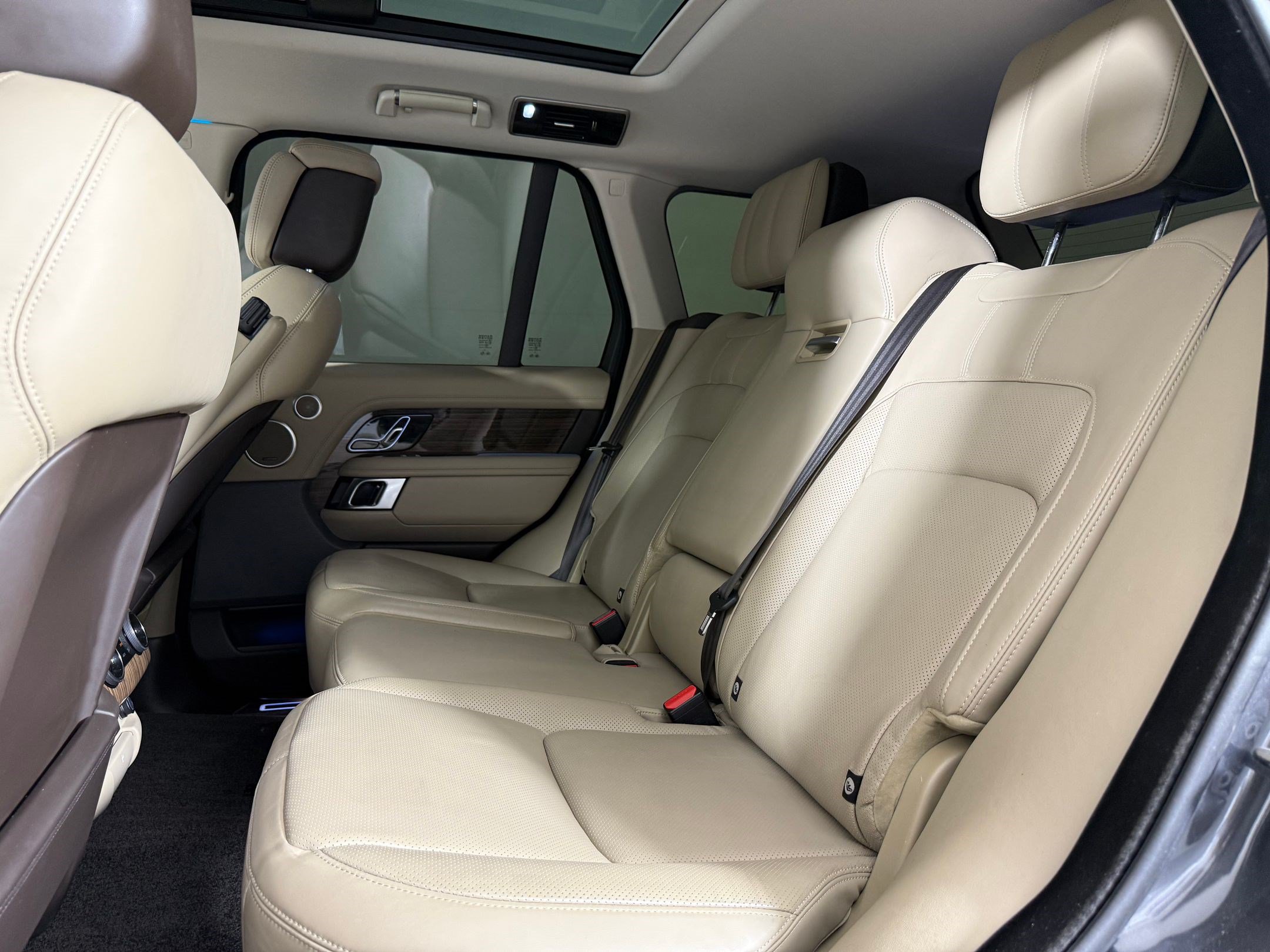 Used 2022 Land Rover Range Rover Westminster Edition AWD/4WD image 23