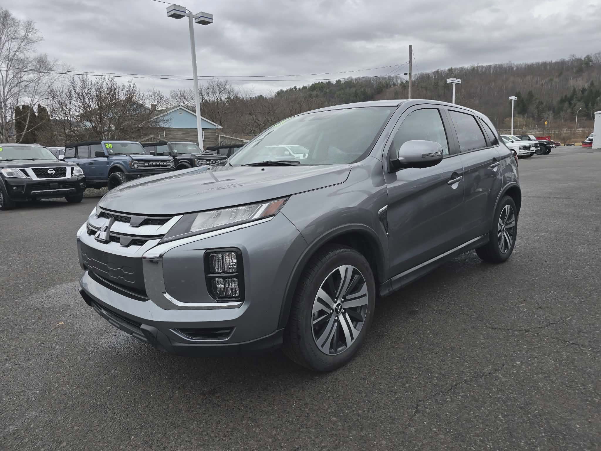 Used 2025 Mitsubishi Outlander Sport SE image 8