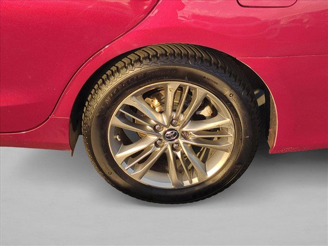 Used 2016 Toyota Camry SE FWD image 23