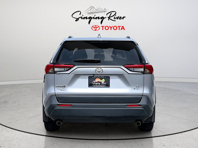 Used 2025 Toyota RAV4 LE AWD/4WD image 5