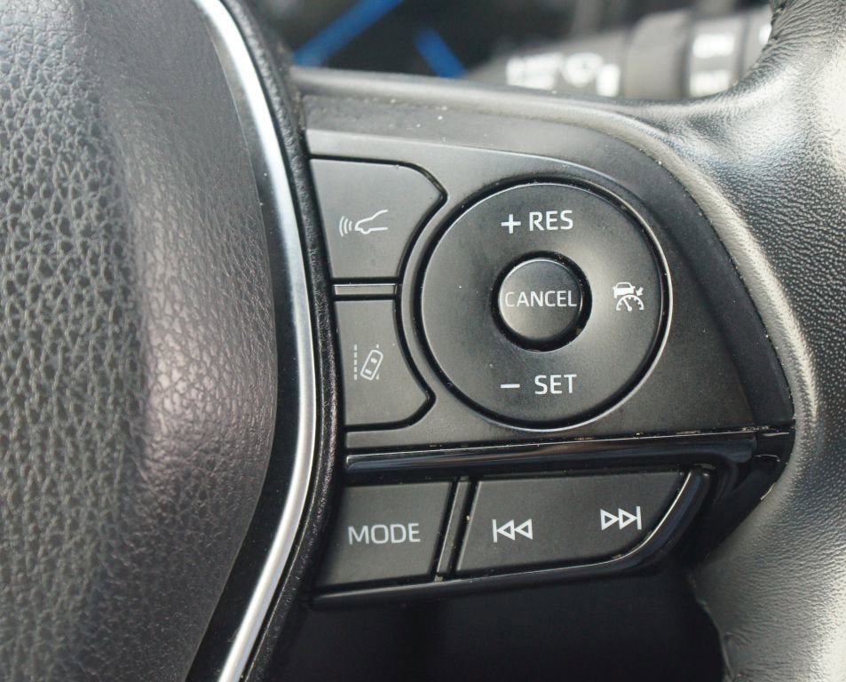 Used 2021 Toyota Venza Limited AWD/4WD image 12