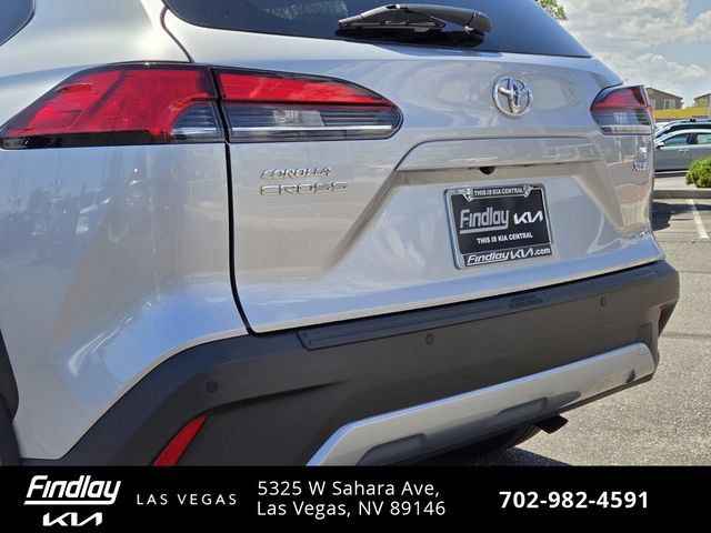 Used 2025 Toyota Corolla Cross XLE w/ Convenience Package FWD image 8