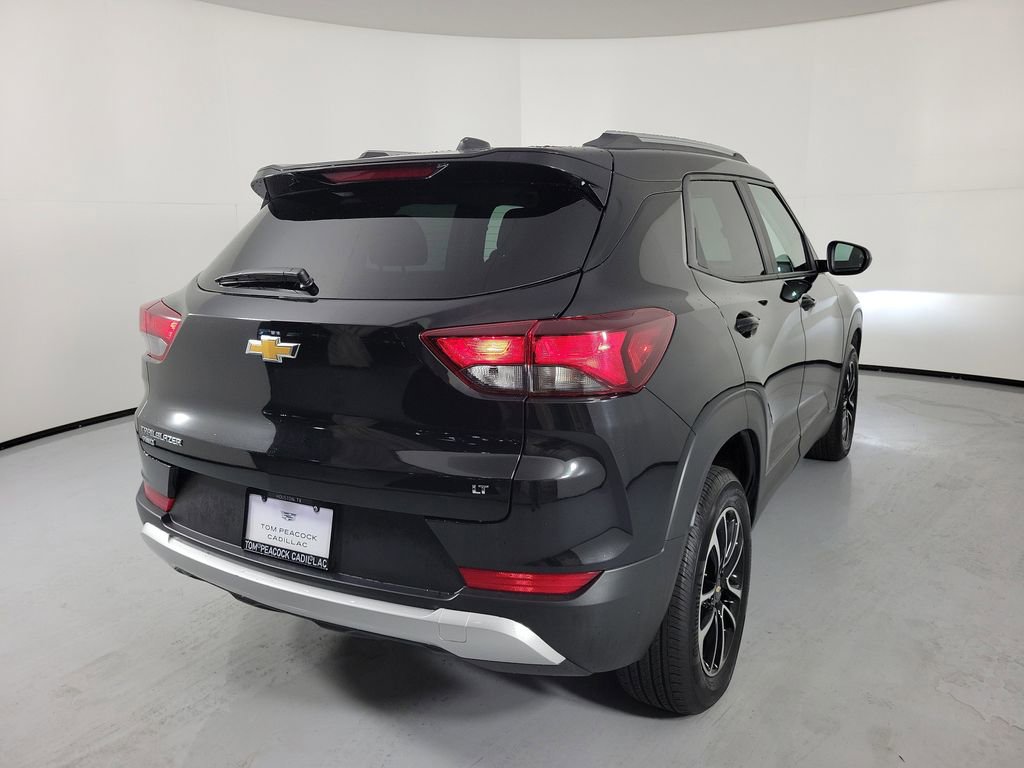 Used 2025 Chevrolet TrailBlazer LT image 4