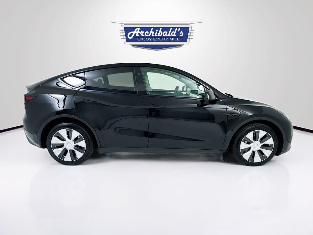 Used 2023 Tesla Model Y Long Range AWD/4WD image 8