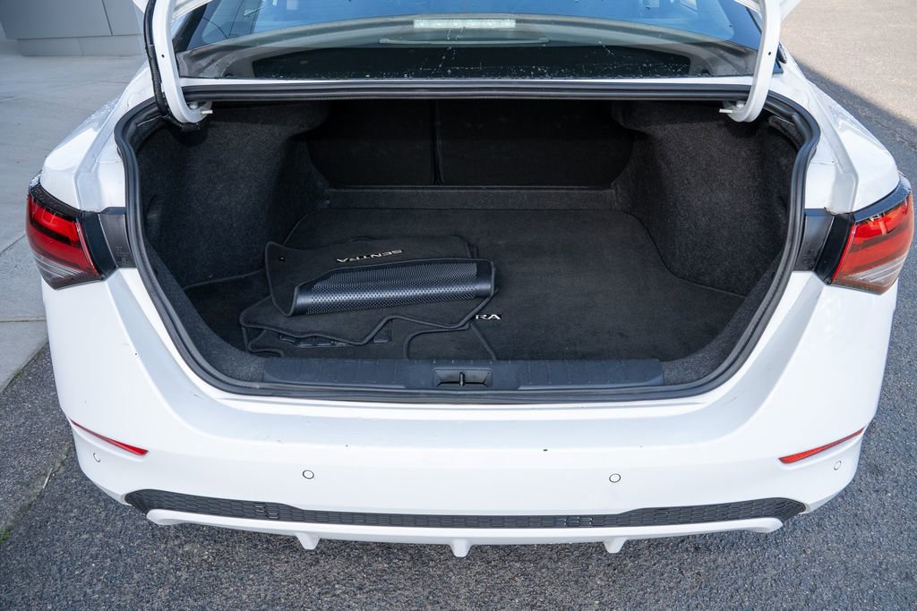 Used 2025 Nissan Sentra SV FWD image 5