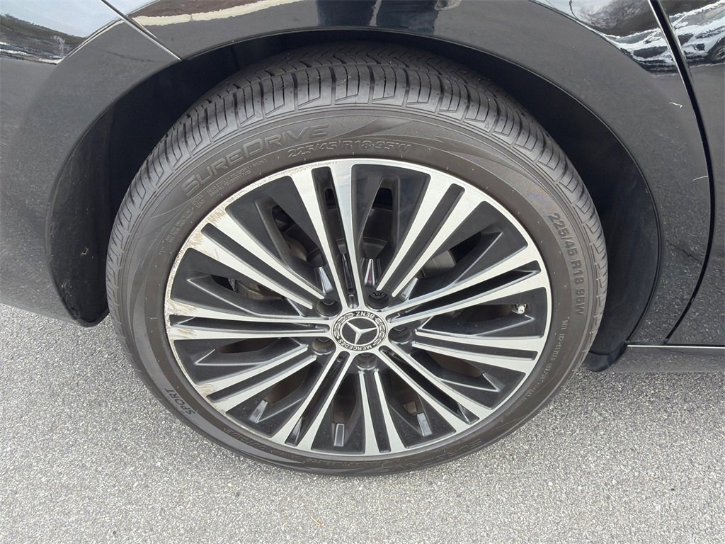 Used 2021 Mercedes-Benz CLA 250 image 17