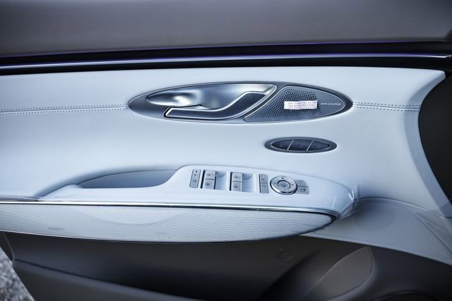 New 2026 Genesis GV70 2.5T Advanced image 16