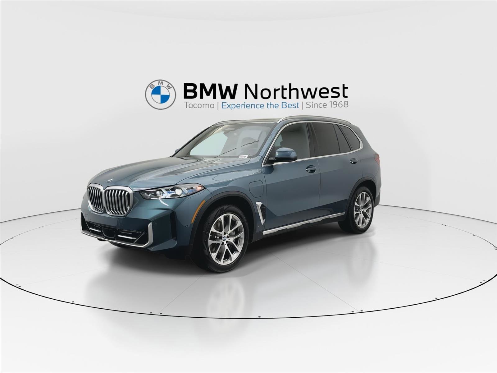 New 2026 BMW X5 xDrive50e AWD/4WD image 9