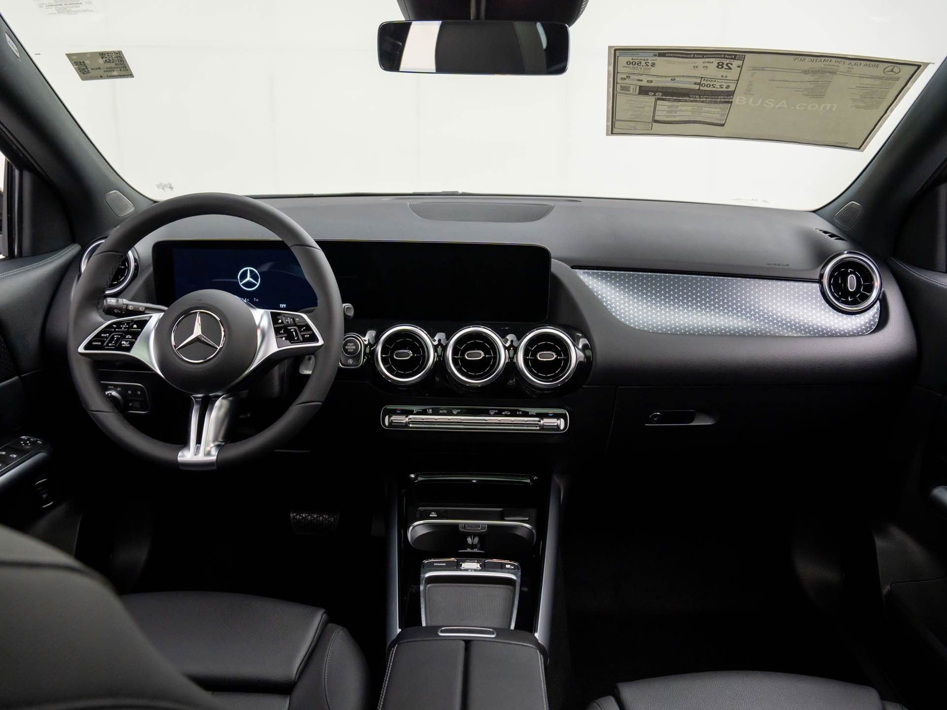 New 2026 Mercedes-Benz GLA 250 4MATIC image 10