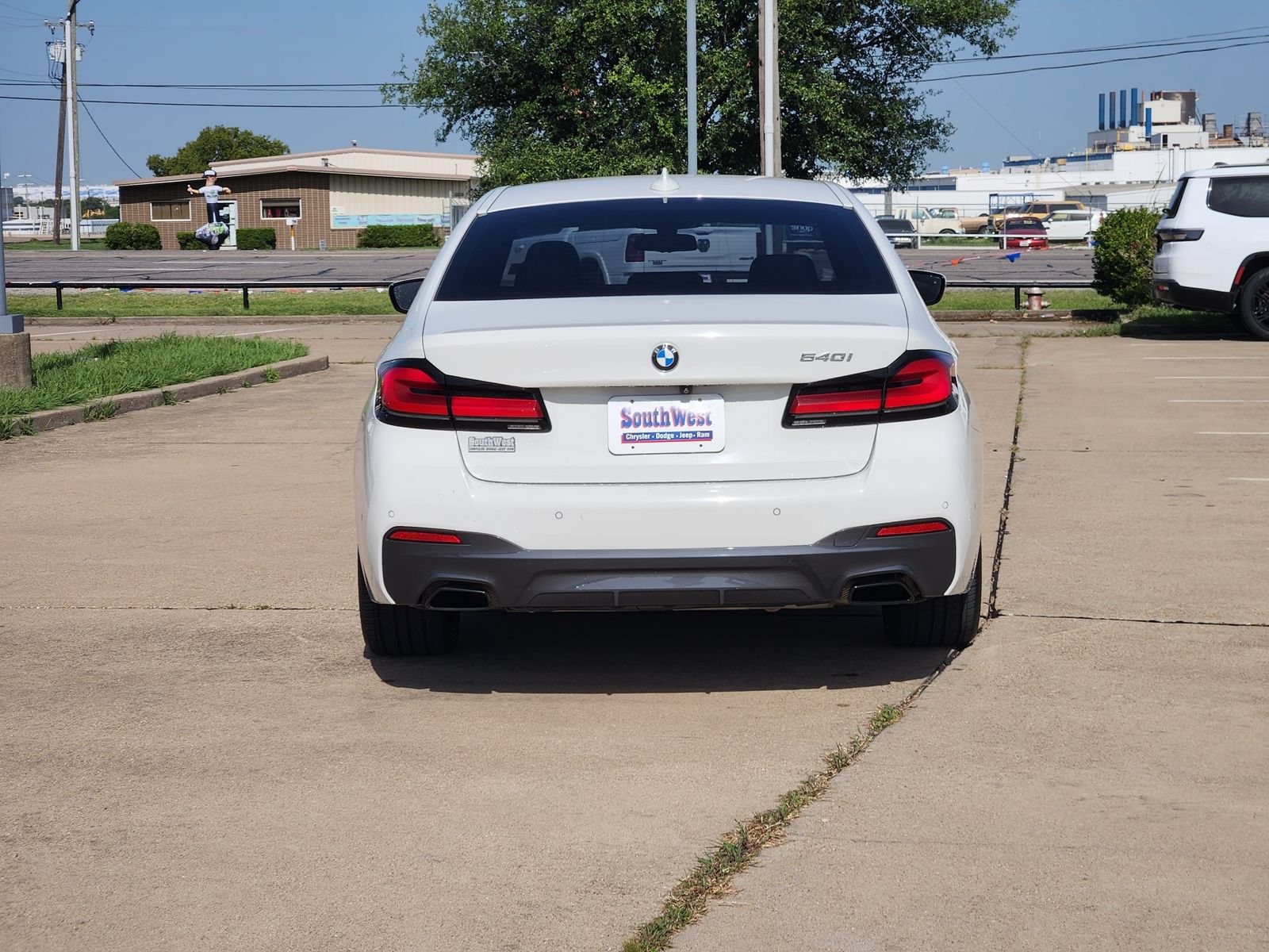 Used 2022 BMW 540i w/ M Sport Package RWD image 8