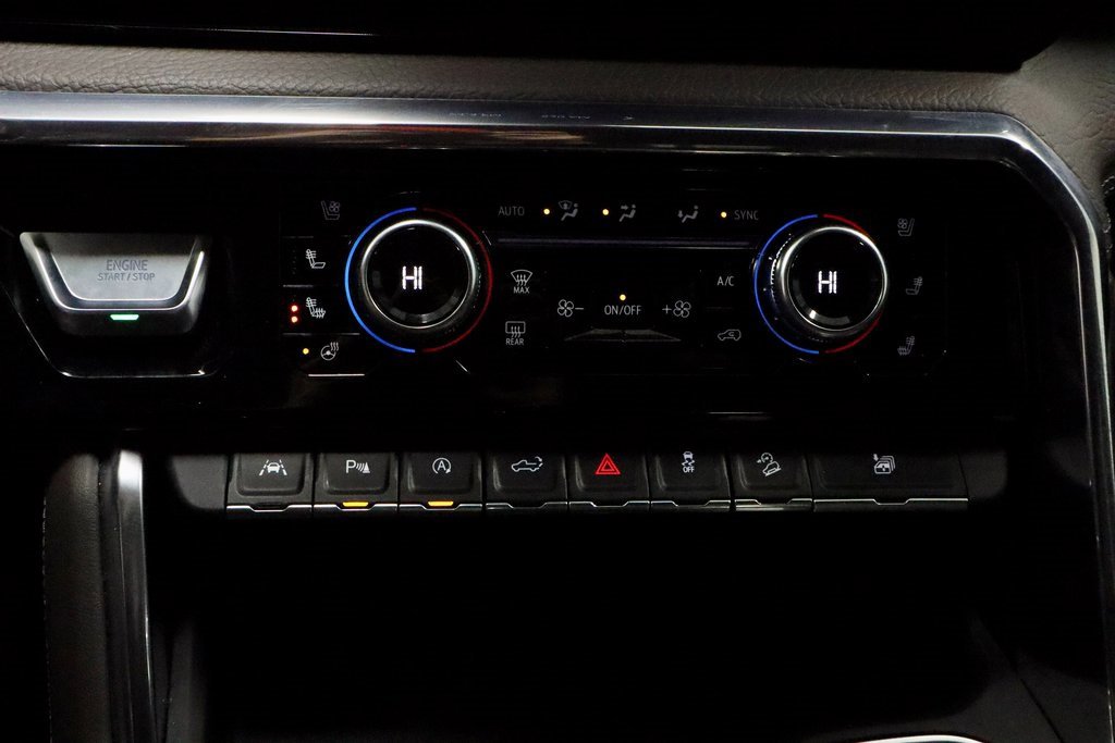 Used 2024 GMC Sierra 1500 Denali w/ Technology Package image 30