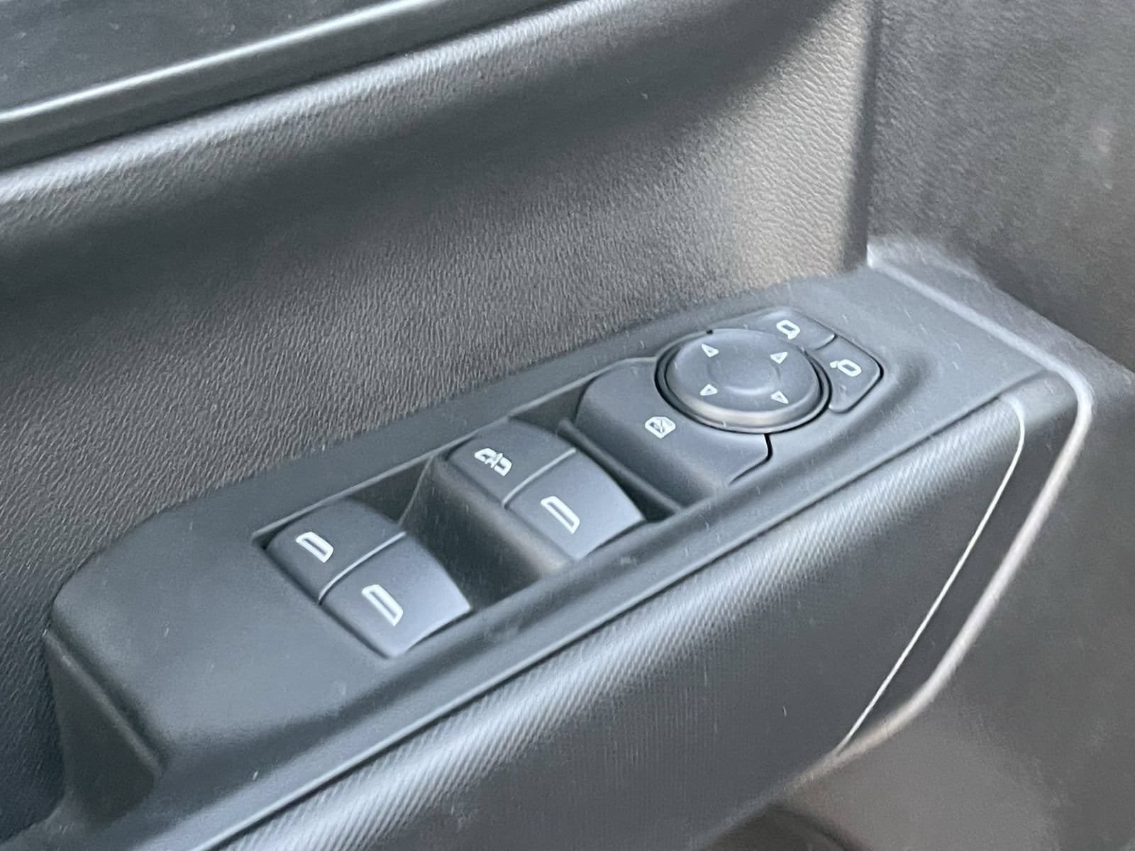 Used 2025 Chevrolet Silverado 1500 Custom AWD/4WD image 10