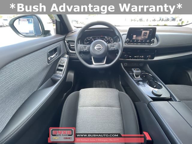 Used 2022 Nissan Rogue SV image 10