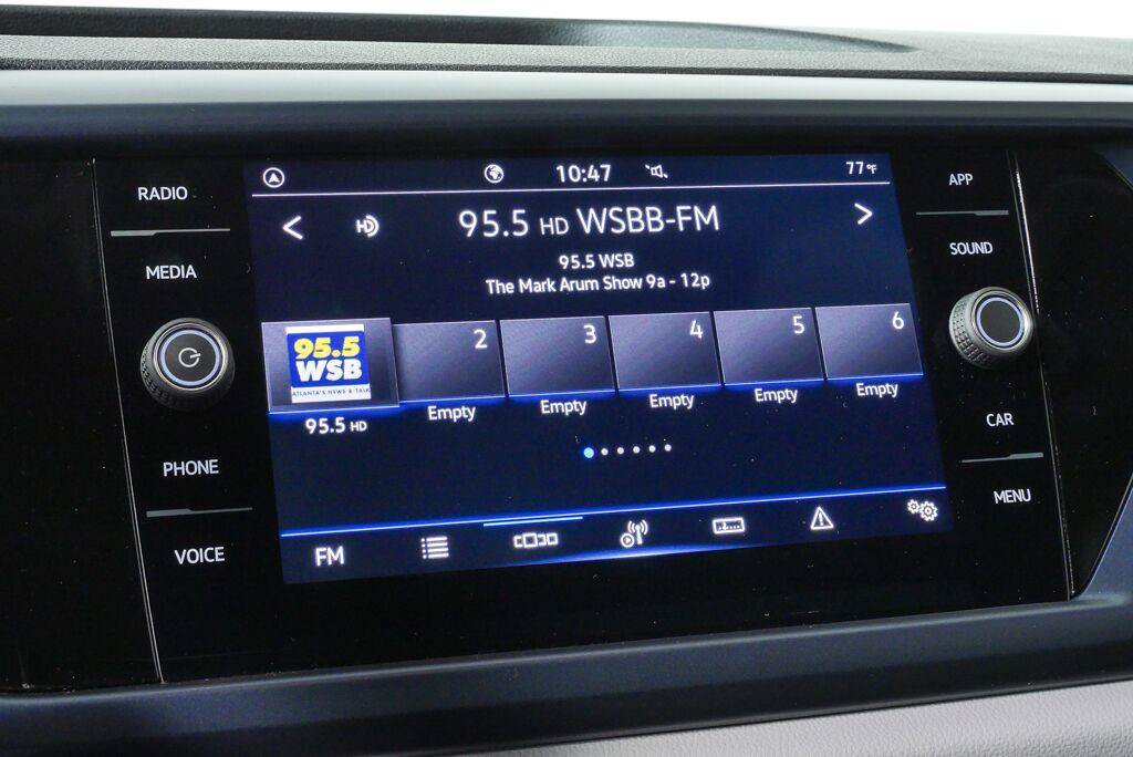 Certified 2023 Volkswagen Taos SE FWD image 13