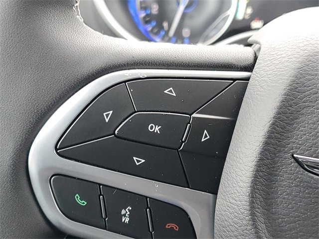 New 2026 Chrysler Pacifica Select image 21