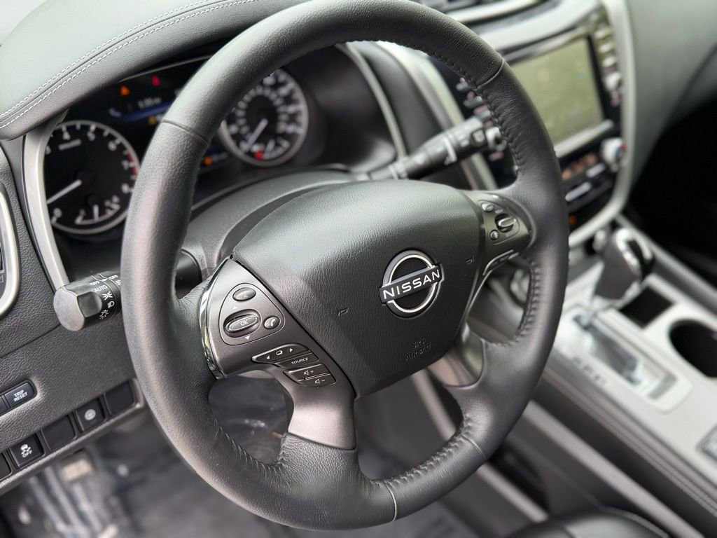 Used 2024 Nissan Murano SV AWD/4WD image 16