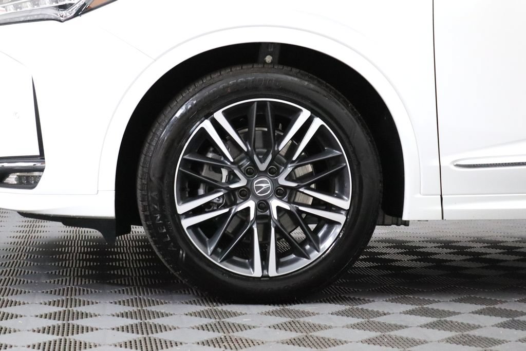 Certified 2026 Acura MDX w/ Advance Package AWD/4WD image 6