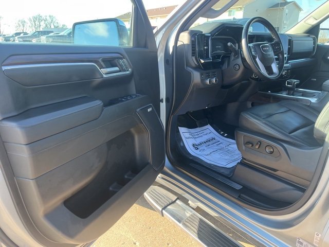 Used 2024 GMC Sierra 1500 SLT w/ SLT Premium Plus Package image 12