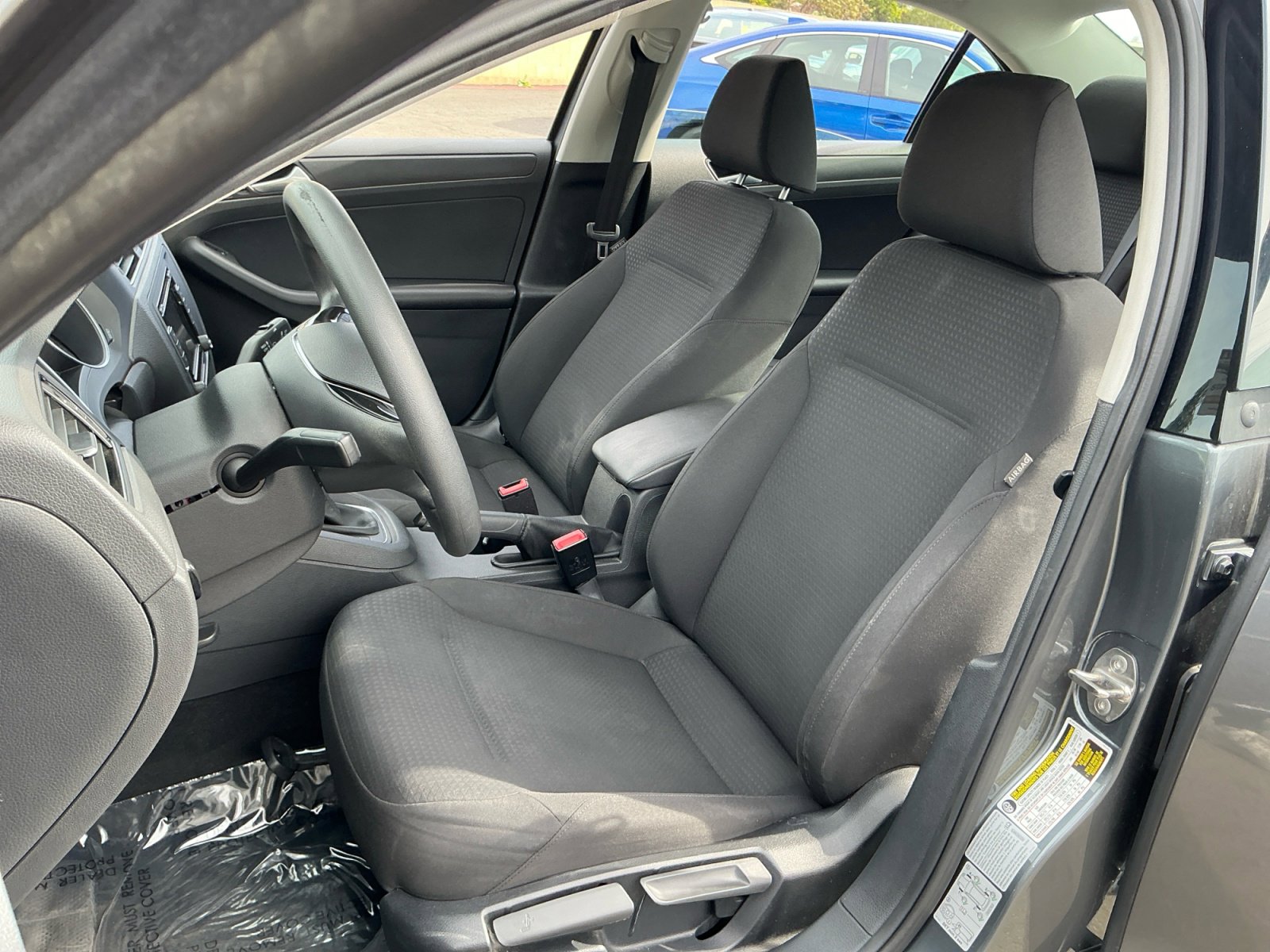 Used 2015 Volkswagen Jetta S image 15