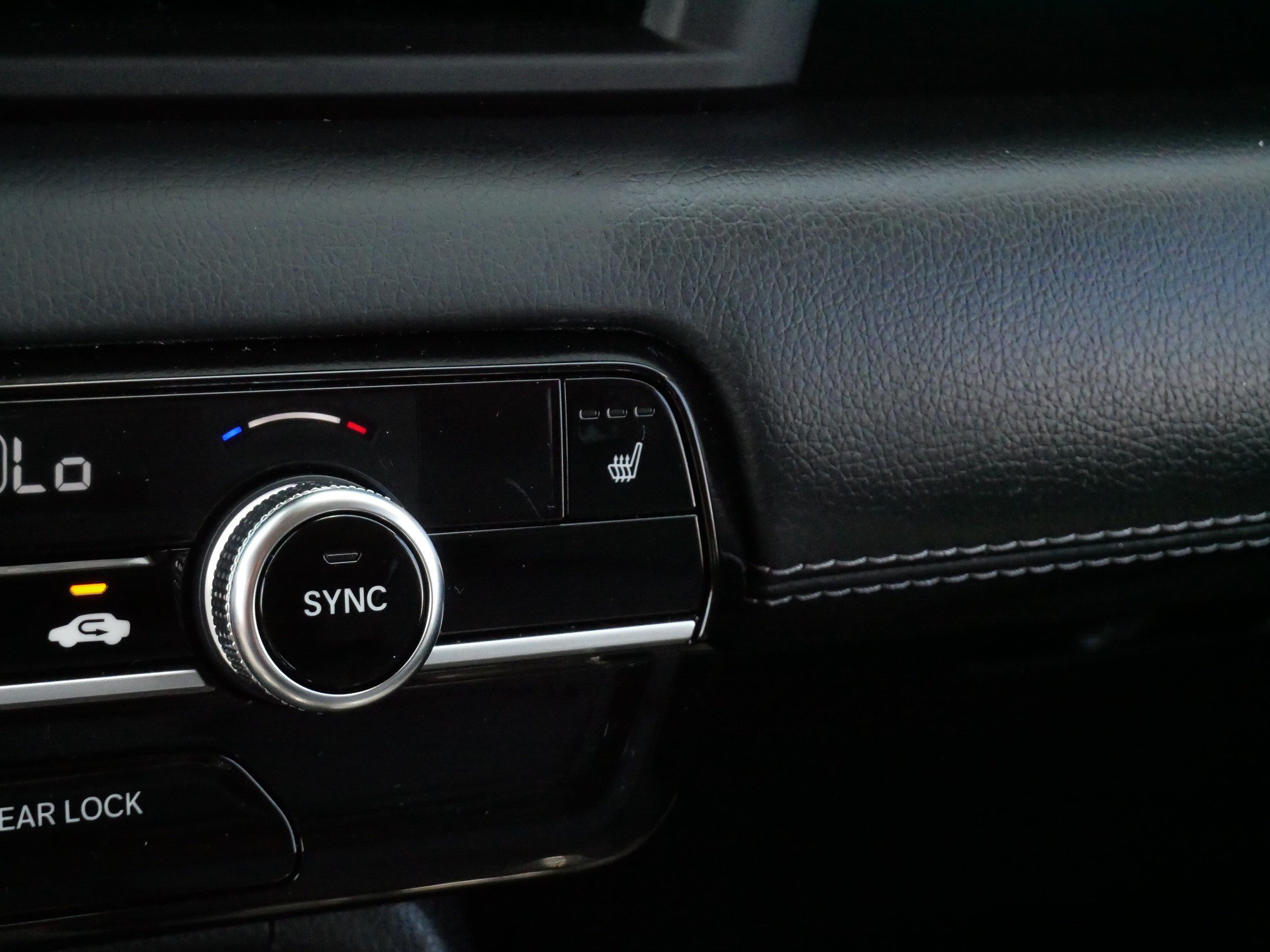 Used 2025 Honda Pilot EX-L image 29
