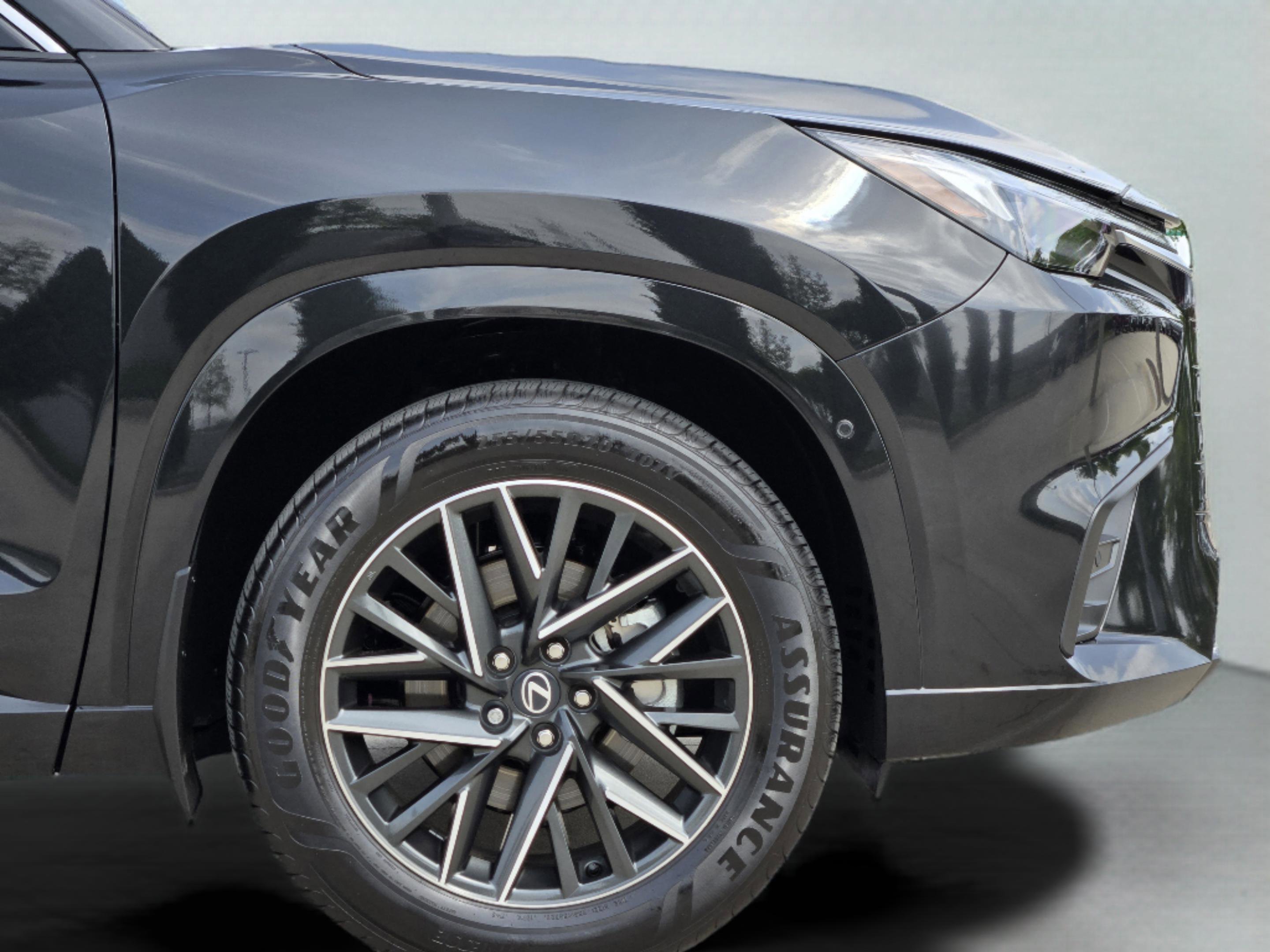 Used 2026 Lexus TX 350 AWD w/ Technology Package image 39
