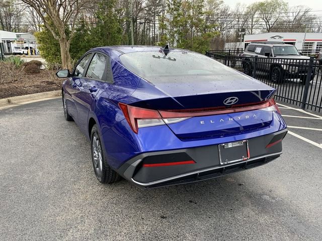 Used 2024 Hyundai Elantra SEL image 6